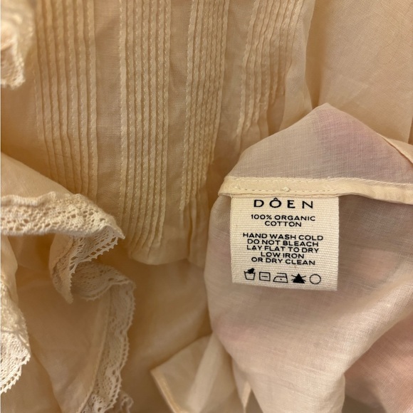 Doen Cream Ruffled Blouse - Picture 5 of 5